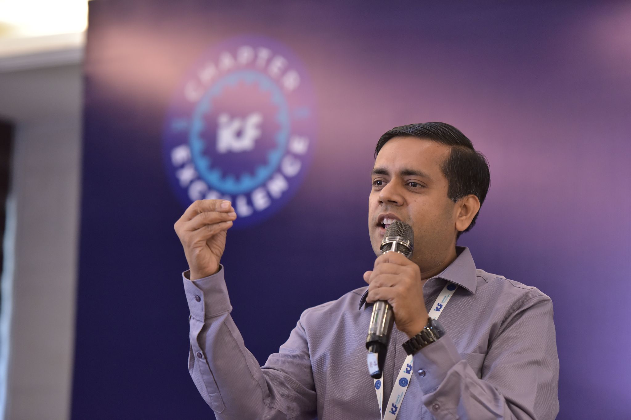 Vivek Agrawal speaking at an ICF coaching event
